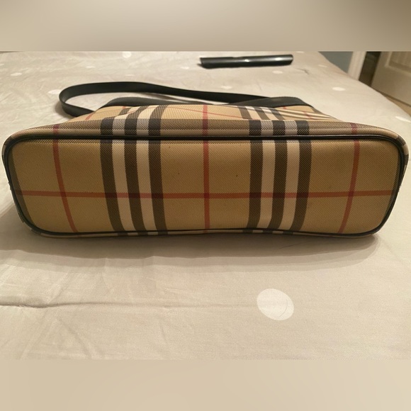 Burberry Coated Canvas Shoulder Bag - Picture 4 of 8